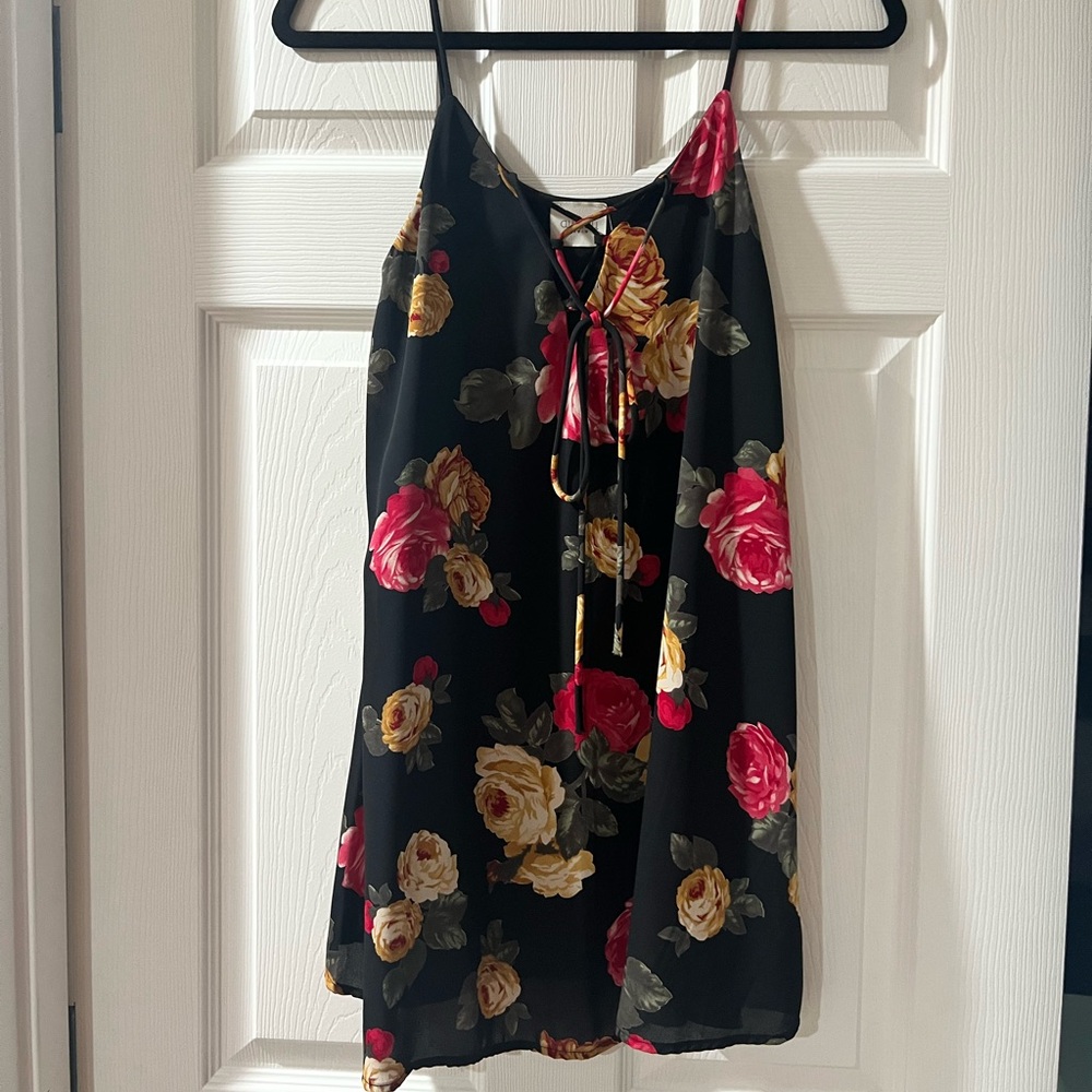 Audrey Black Floral Camisole with Lace-Up Front. Sz Small. Excellent condition.